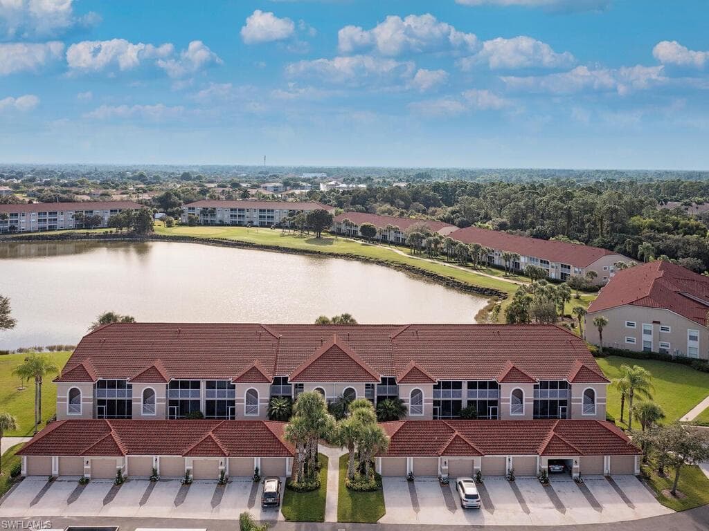 2790 Cypress Trace CIR 2226 NAPLES, FL 34119