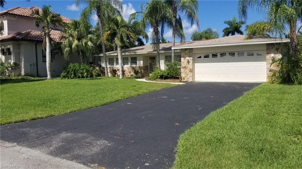 5638 Riverside DR CAPE CORAL, FL 33904