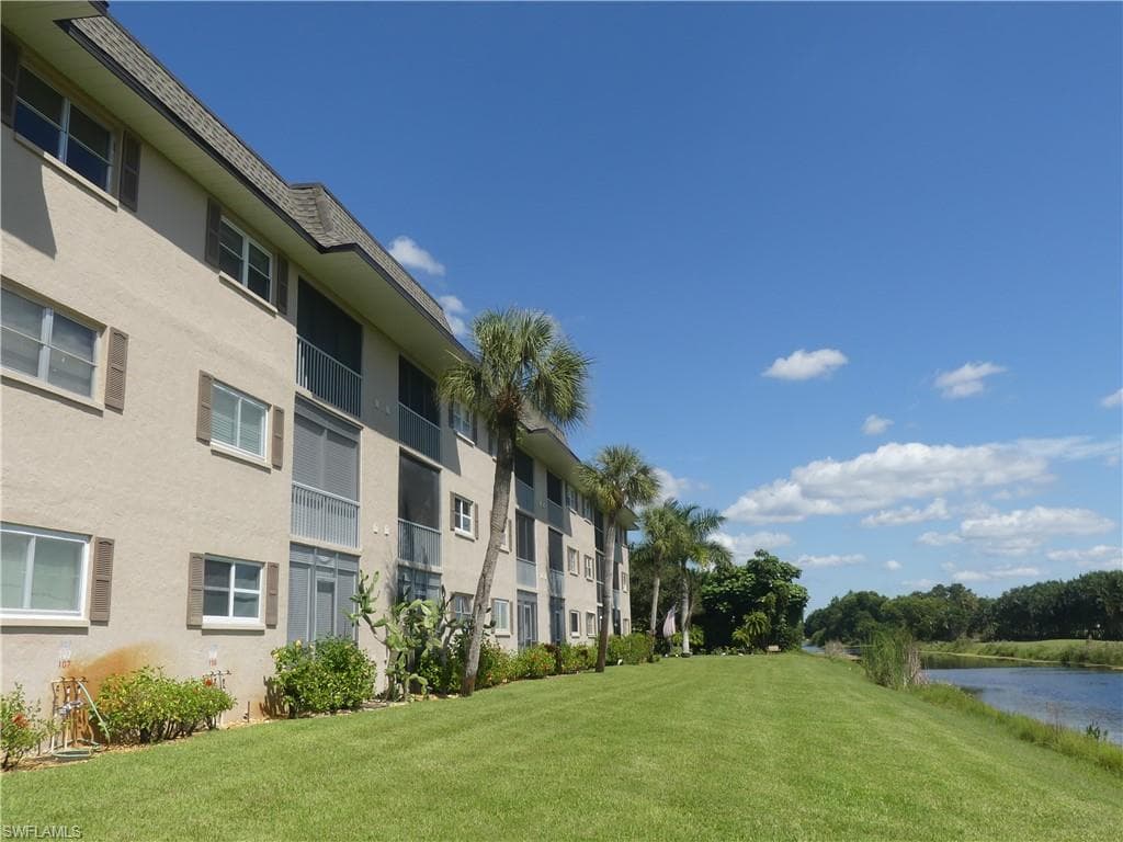 5483 Rattlesnake Hammock RD 303B NAPLES, FL 34113