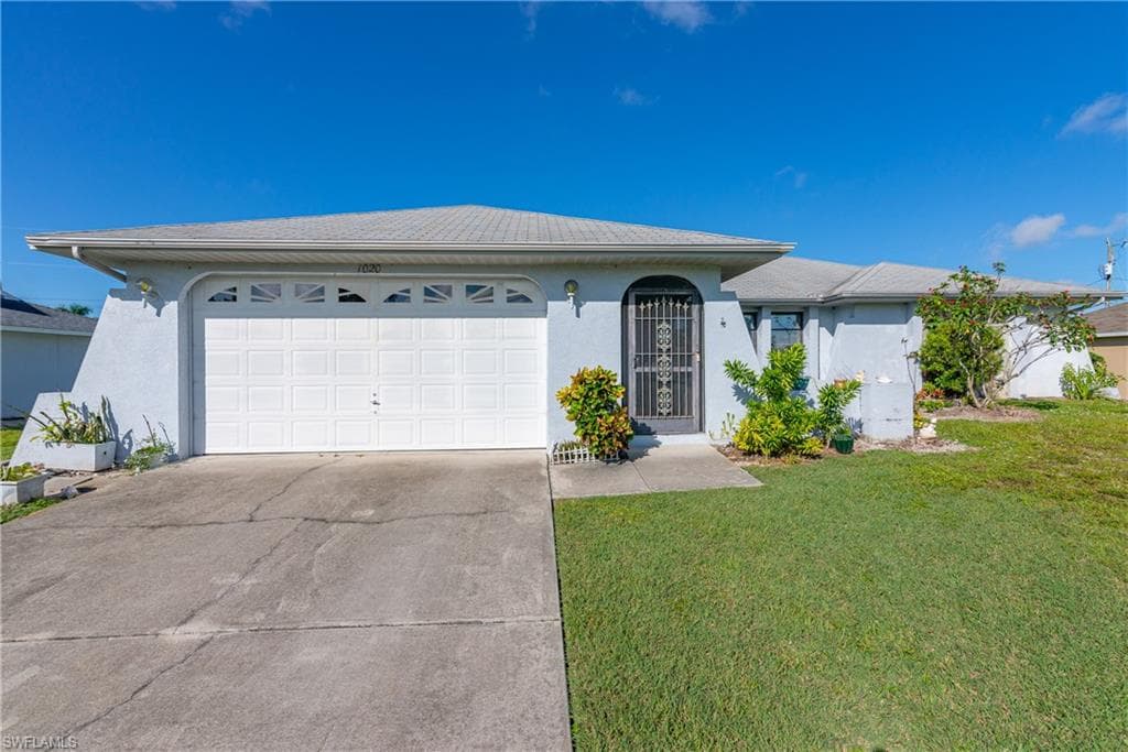 1020 SW 11th CT CAPE CORAL, FL 33991