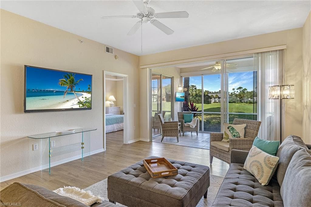 2205 Chesterbrook CT 1-103 NAPLES, FL 34109