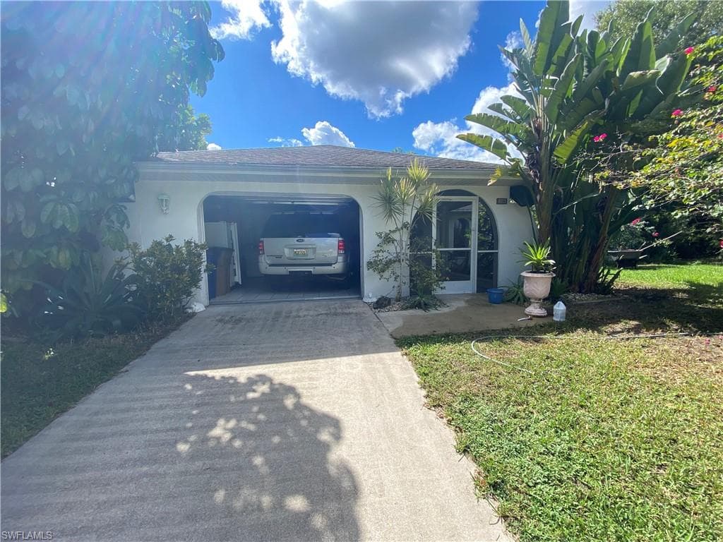 3104 E 5th ST LEHIGH ACRES, FL 33972