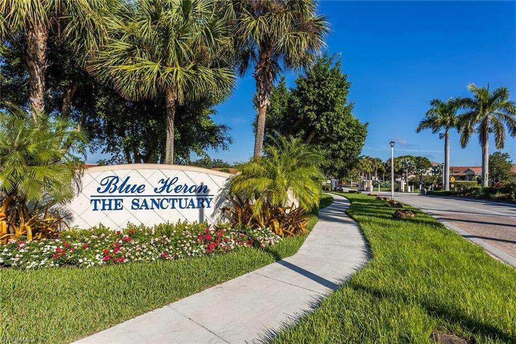 7811 Regal Heron CIR 4-205 NAPLES, FL 34104