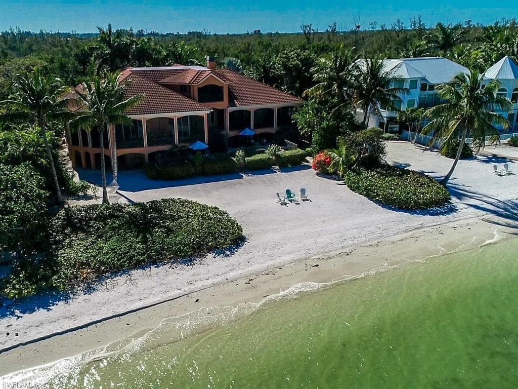 1077 Bird LN SANIBEL, FL 33957