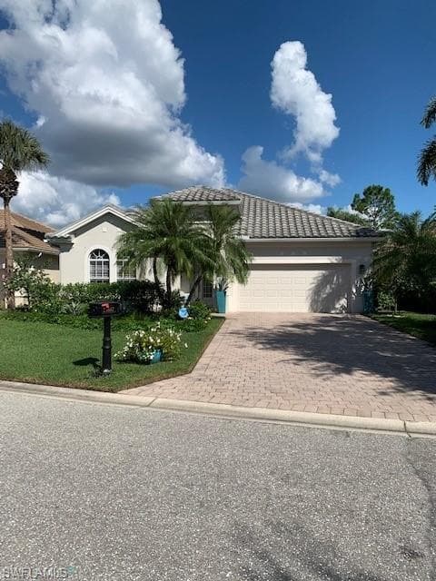 23667 Via Carino LN BONITA SPRINGS, FL 34135