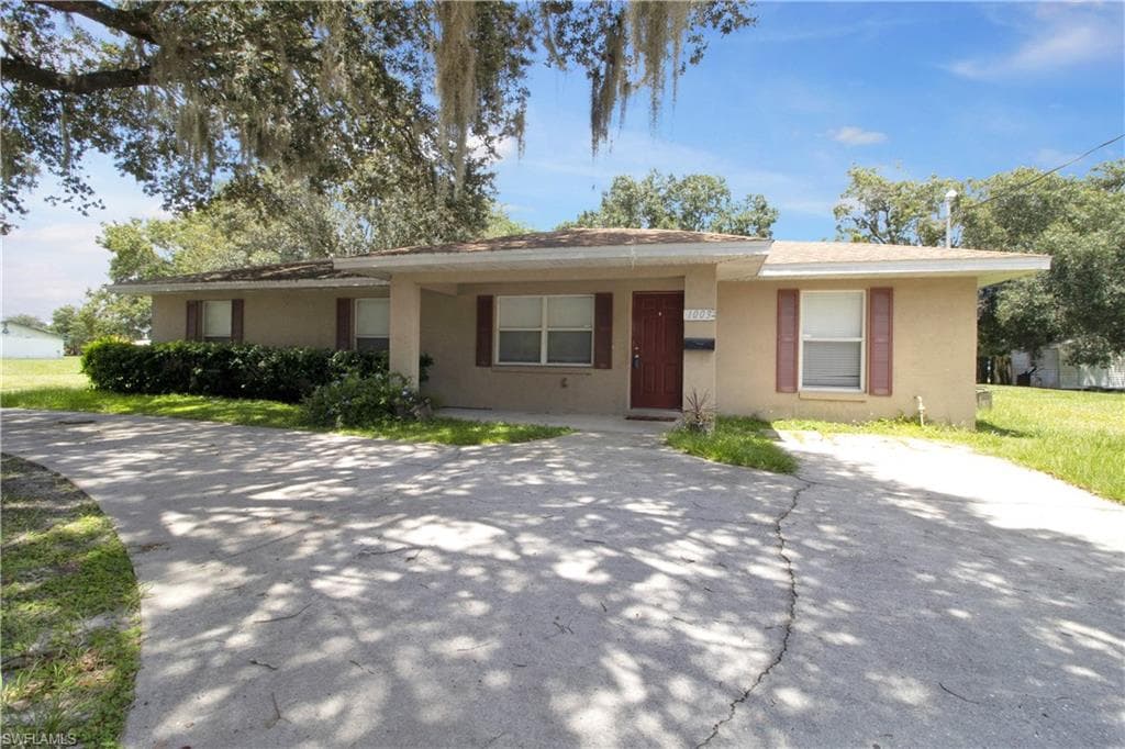 1003 NE Oak ST ARCADIA, FL 34266