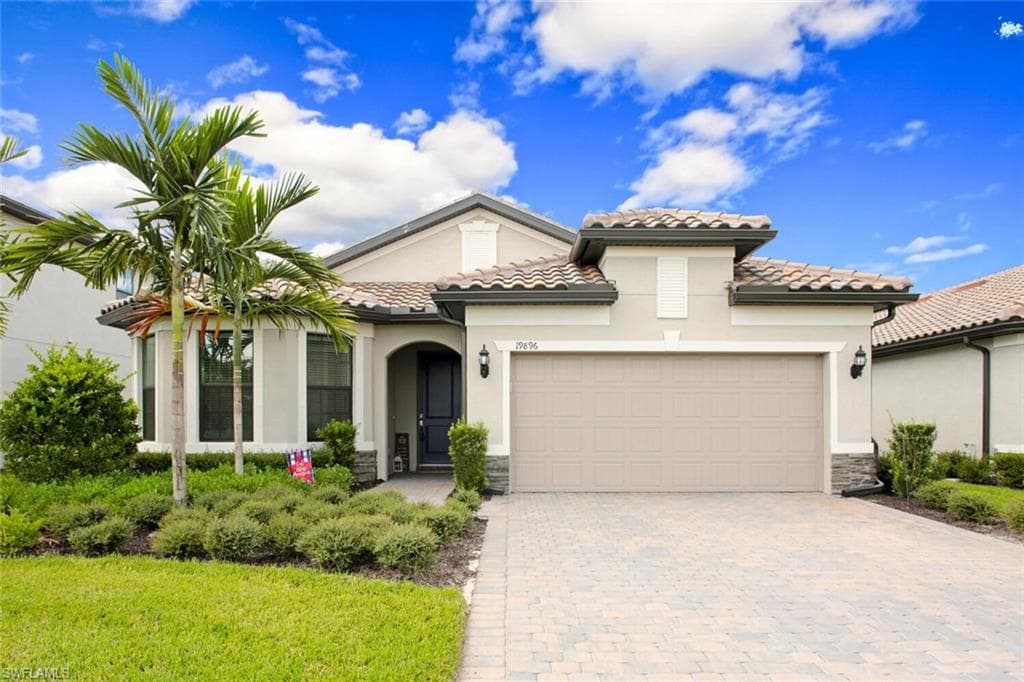 19896 Beechcrest PL ESTERO, FL 33928