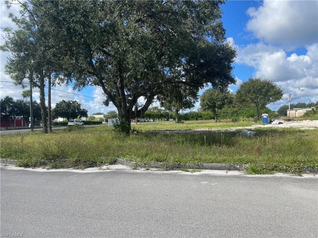 990 Anvil CIR LABELLE, FL 33935
