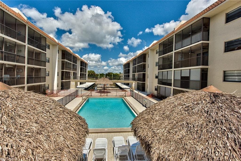 9395 Pennsylvania AVE 16 BONITA SPRINGS, FL 34135