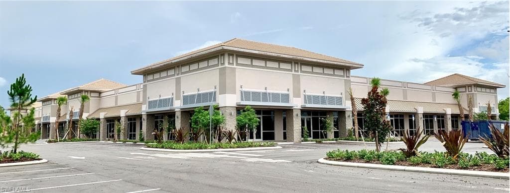 600 Homestead RD S LEHIGH ACRES, FL 33974