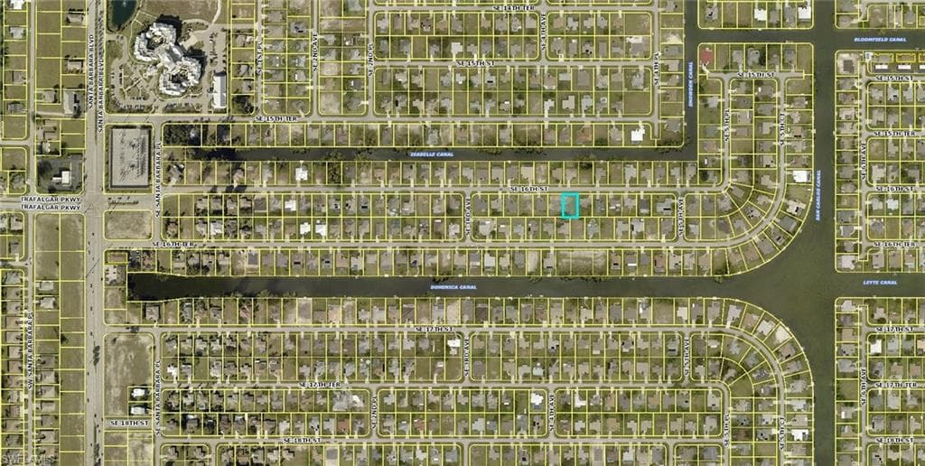404 SE 16th ST CAPE CORAL, FL 33990