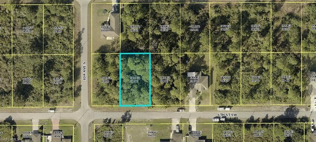 2816 6th ST SW LEHIGH ACRES, FL 33976