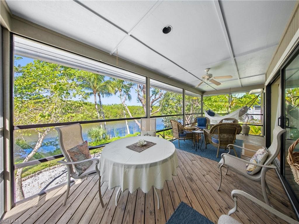 647 Rabbit RD SANIBEL, FL 33957