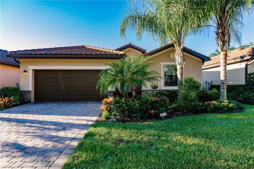 9208 River Otter DR FORT MYERS, FL 33912