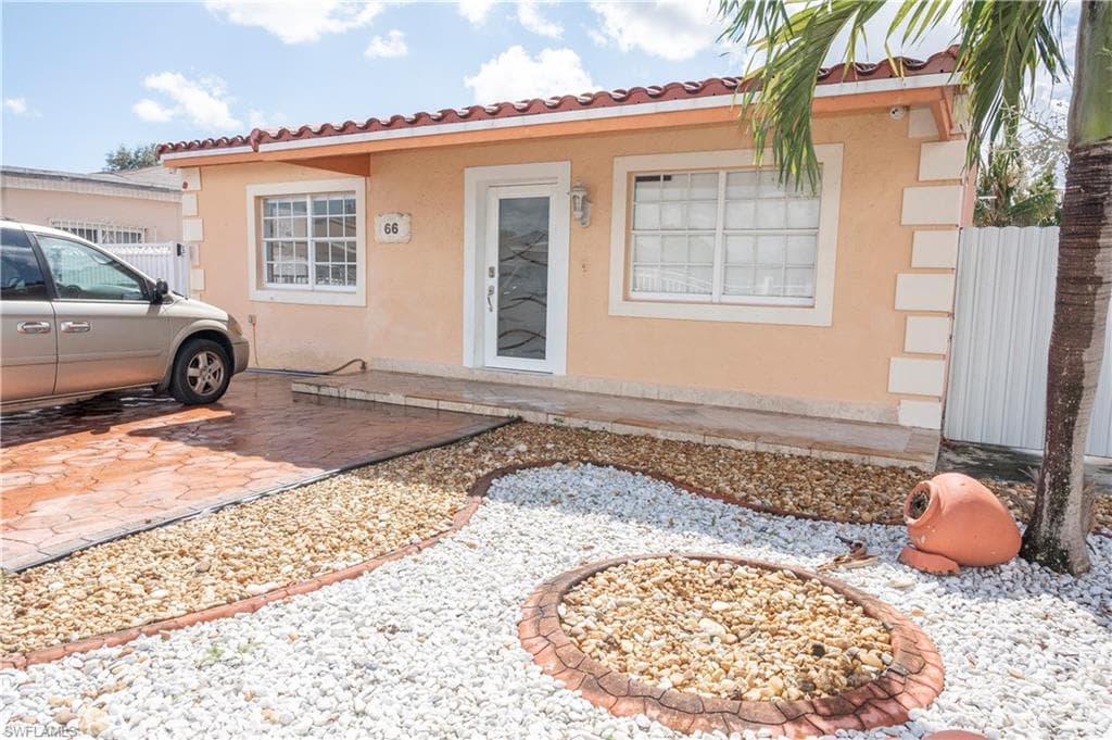 66 W 20th ST HIALEAH, FL 33010