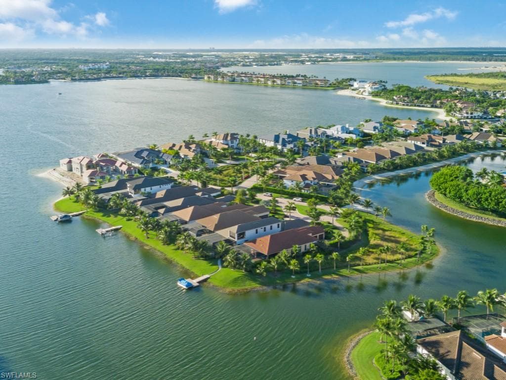11825 Via Cassina CT MIROMAR LAKES, FL 33913