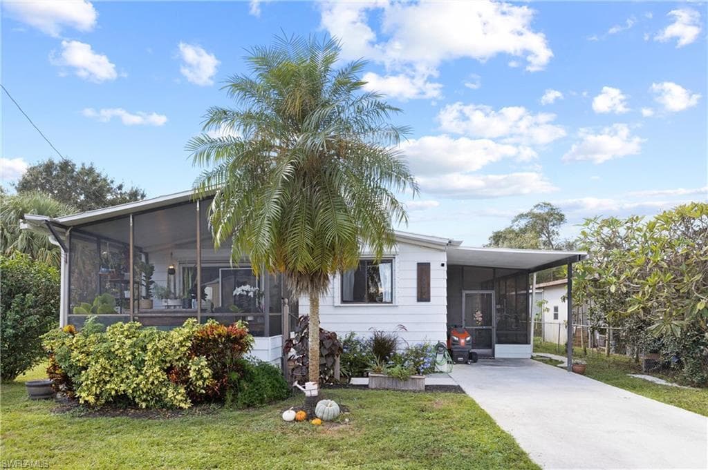 368 W Buell DR FORT MYERS, FL 33905