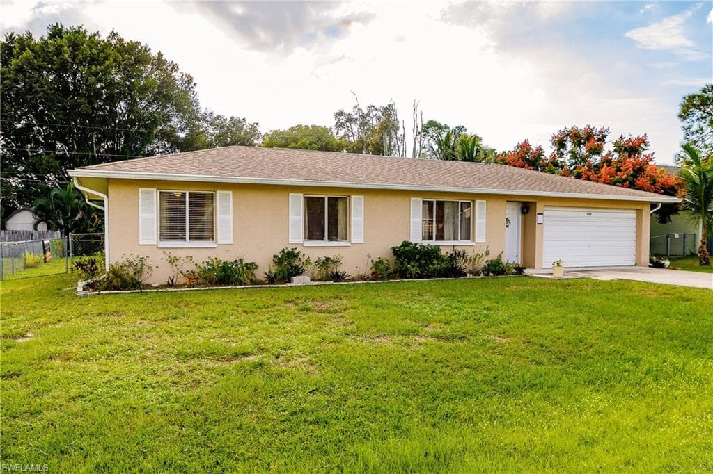 18506 Geranium RD FORT MYERS, FL 33967