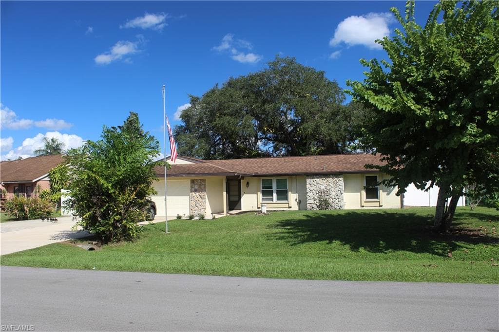 16280 Shadow Pine RD NORTH FORT MYERS, FL 33917