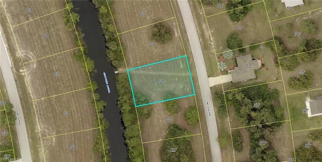 3728 NE 15th AVE CAPE CORAL, FL 33909