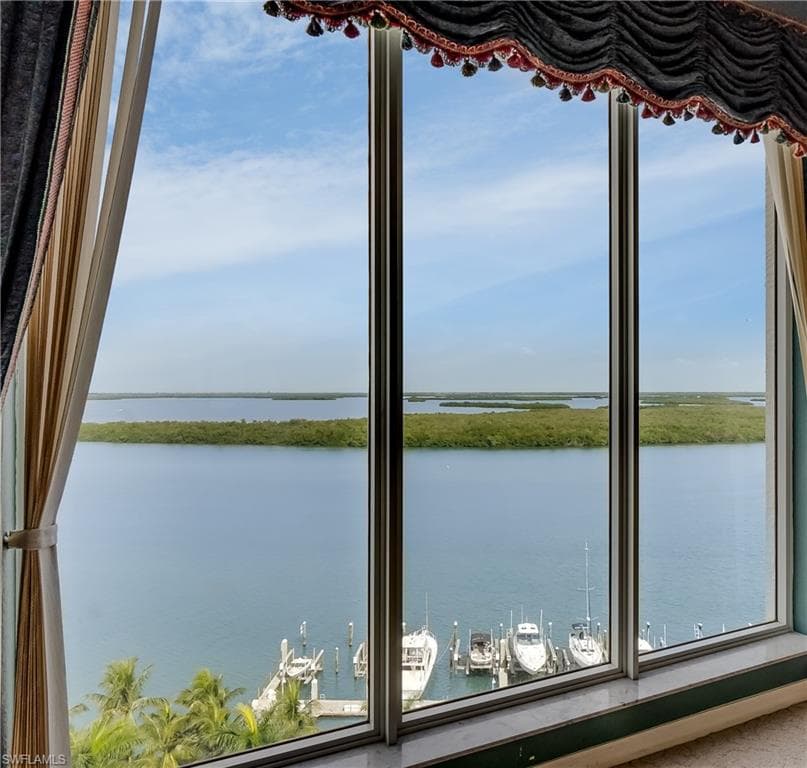 4198 Bay Beach LN 1H4 FORT MYERS BEACH, FL 33931