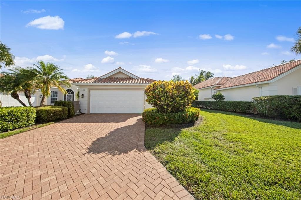 4418 Novato CT NAPLES, FL 34109