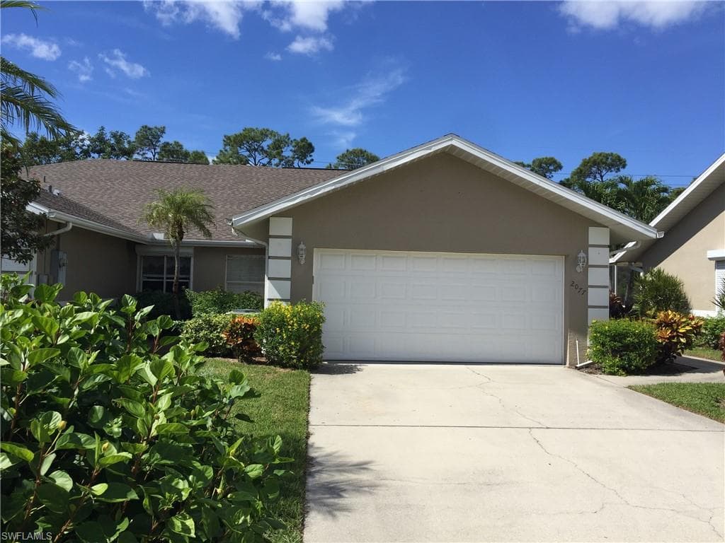 2077 West Crown Pointe BLVD NAPLES, FL 34112