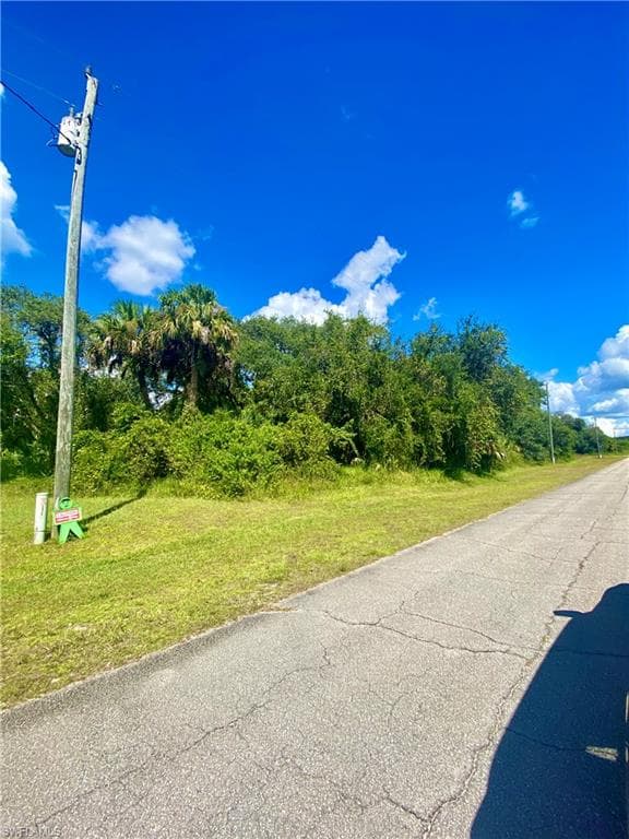 March LN LABELLE, FL 33935