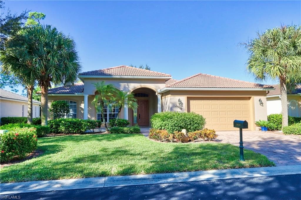 3919 Aurora CT NAPLES, FL 34116