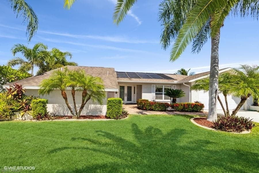 2119 10th LN CAPE CORAL, FL 33990