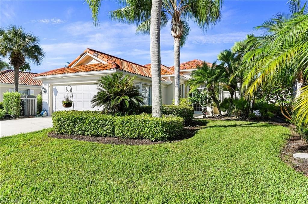 4281 Montalvo CT NAPLES, FL 34109