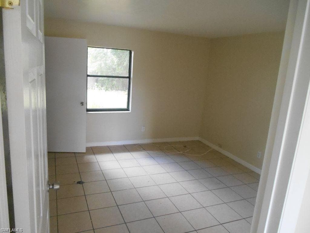 201 Charlotte AVE FORT MYERS, FL 33916