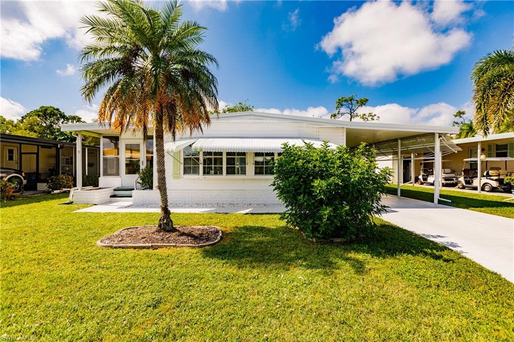 2956 Longview LN NORTH FORT MYERS, FL 33917