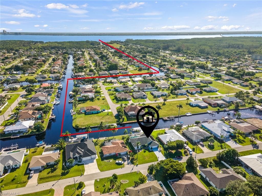 1501 20th AVE CAPE CORAL, FL 33990