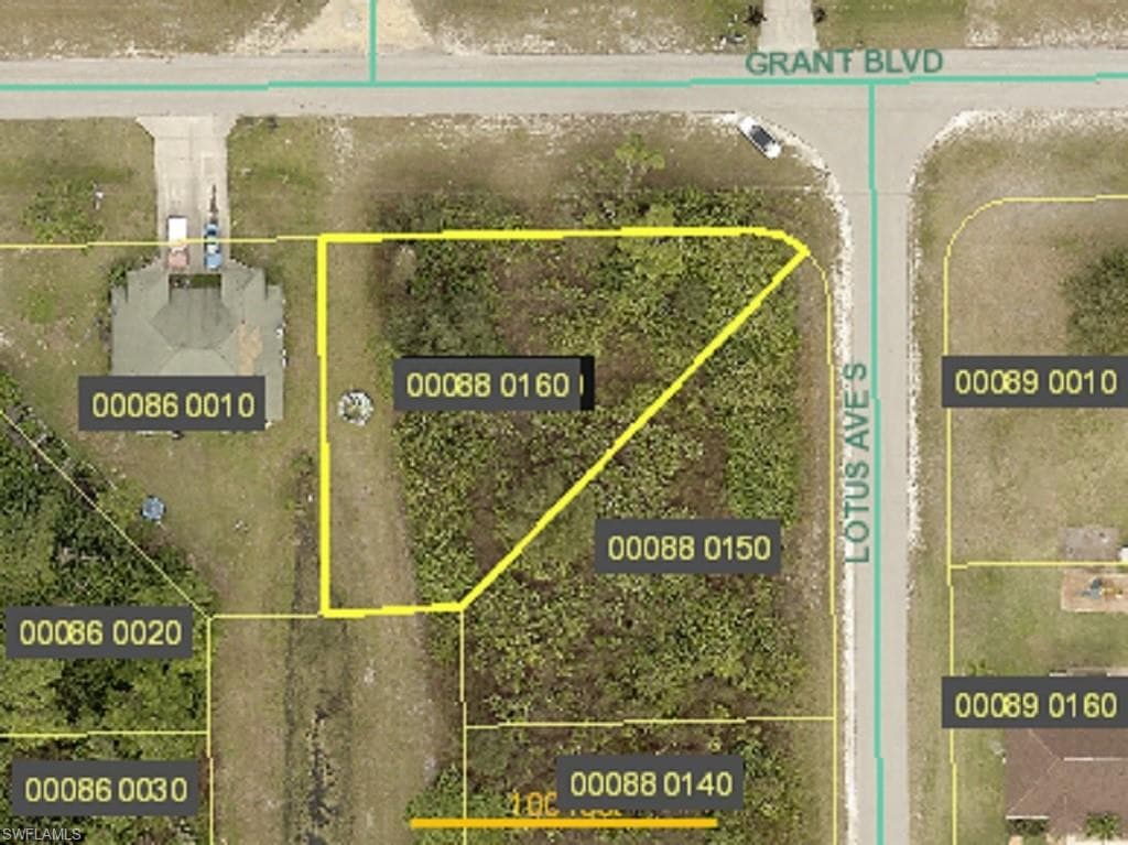 850 Grant BLVD LEHIGH ACRES, FL 33974