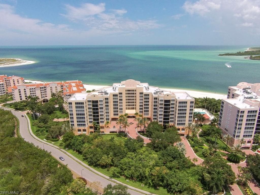4000 Royal Marco WAY 824 MARCO ISLAND, FL 34145