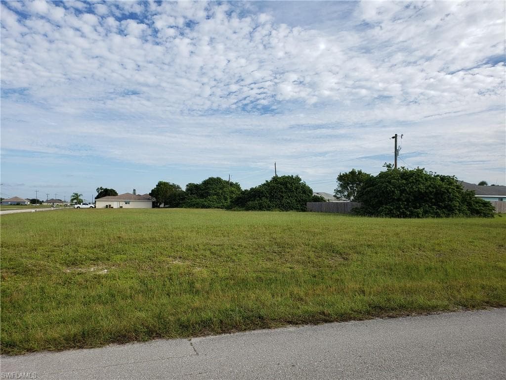 1201 Andalusia BLVD CAPE CORAL, FL 33909