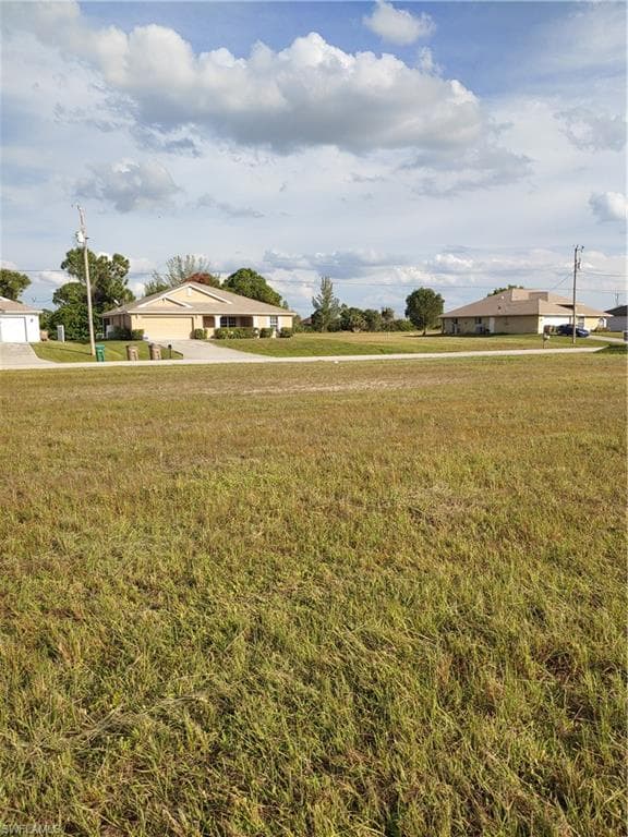 1020 NW 24th AVE CAPE CORAL, FL 33993