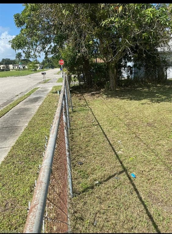 2911 Thomas ST FORT MYERS, FL 33916