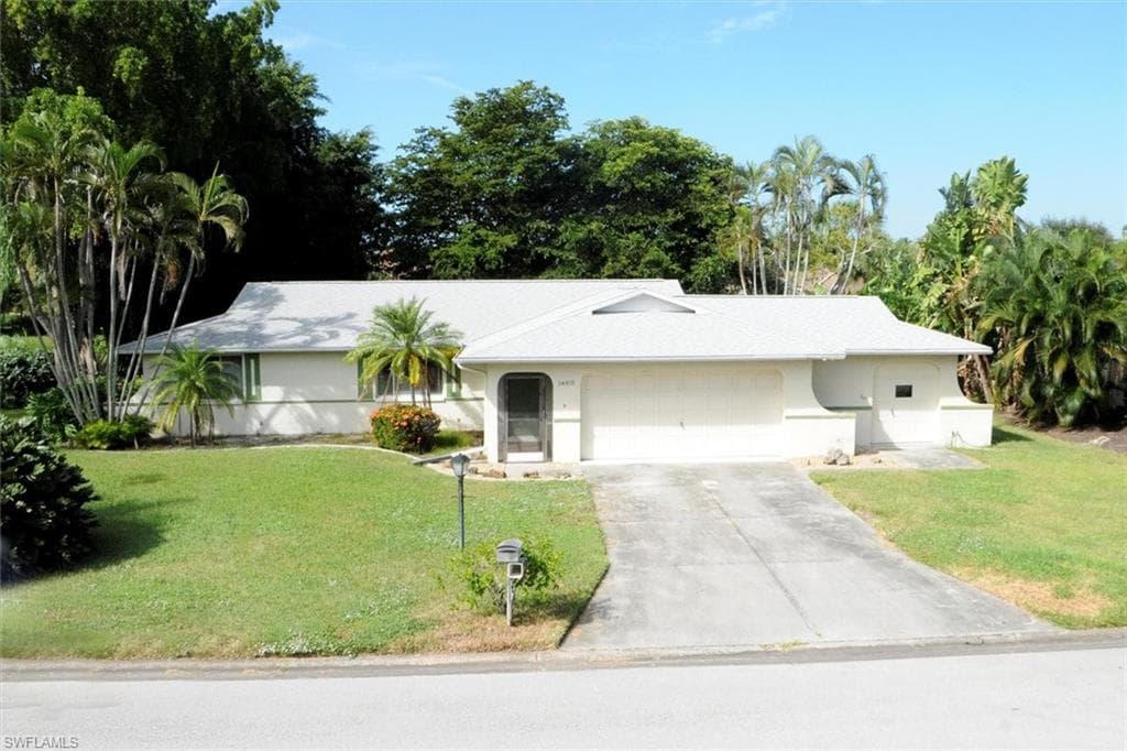 14915 Bonaire CIR FORT MYERS, FL 33908