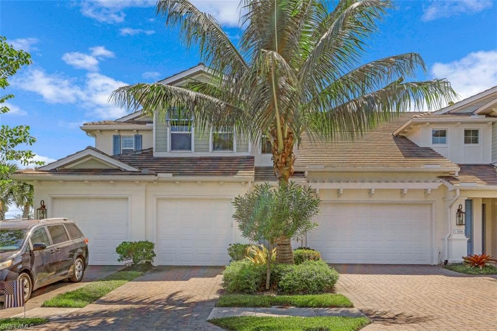 2344 Sheen LN 305 NAPLES, FL 34120
