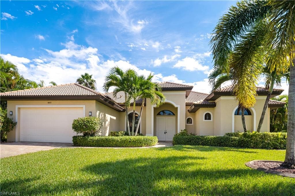 4917 SW 17th PL CAPE CORAL, FL 33914