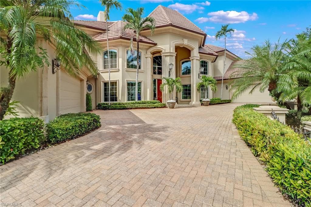 361 Colony DR NAPLES, FL 34108