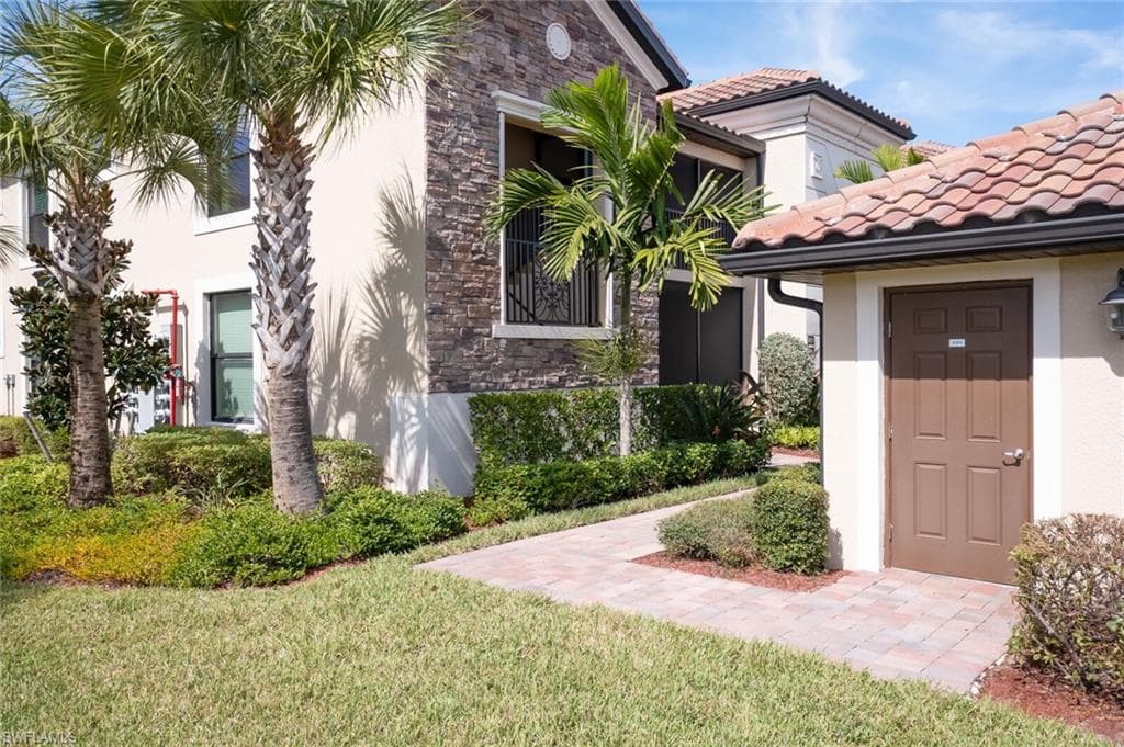 28012 Bridgetown CT 4911 BONITA SPRINGS, FL 34135