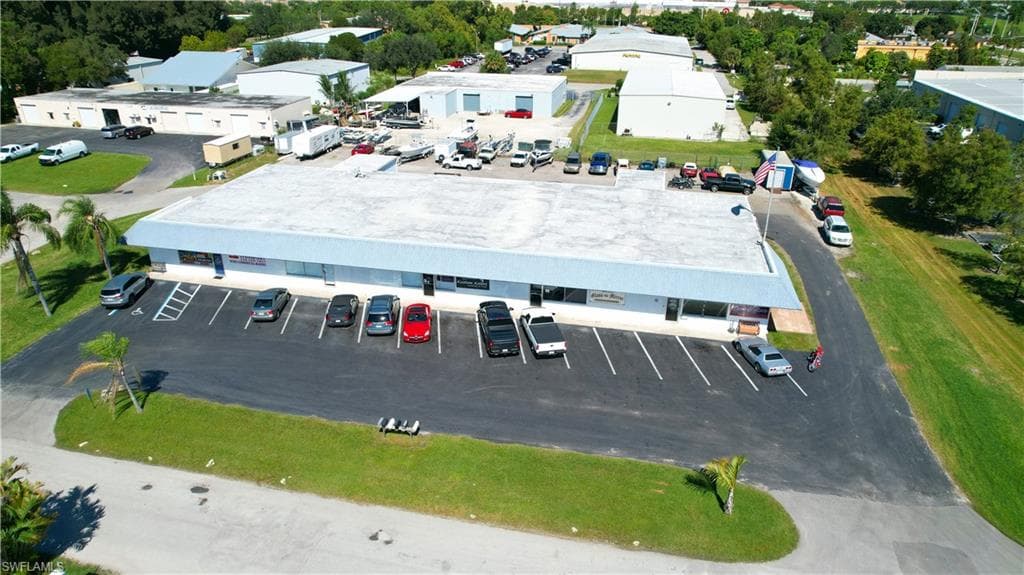 11580 Chitwood DR FORT MYERS, FL 33908