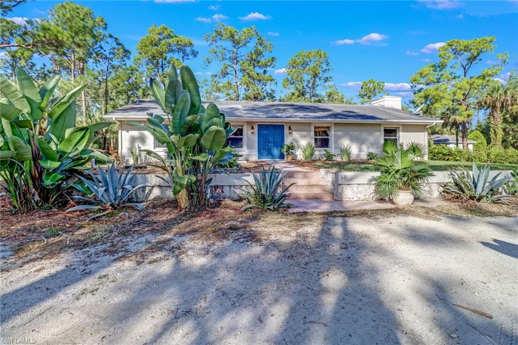 681 11th ST SW NAPLES, FL 34117