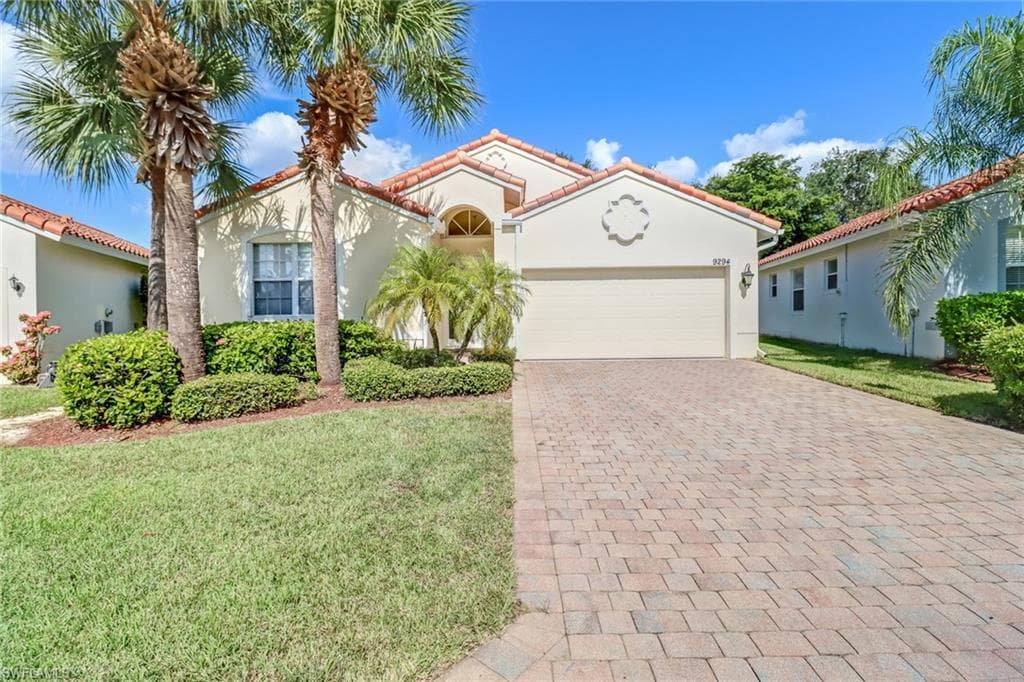 9294 Springview LOOP ESTERO, FL 33928