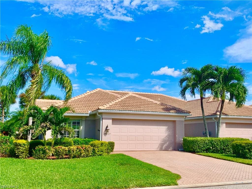 10037 Horse Creek RD FORT MYERS, FL 33913