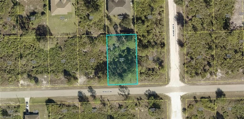 2702 49th ST W LEHIGH ACRES, FL 33971