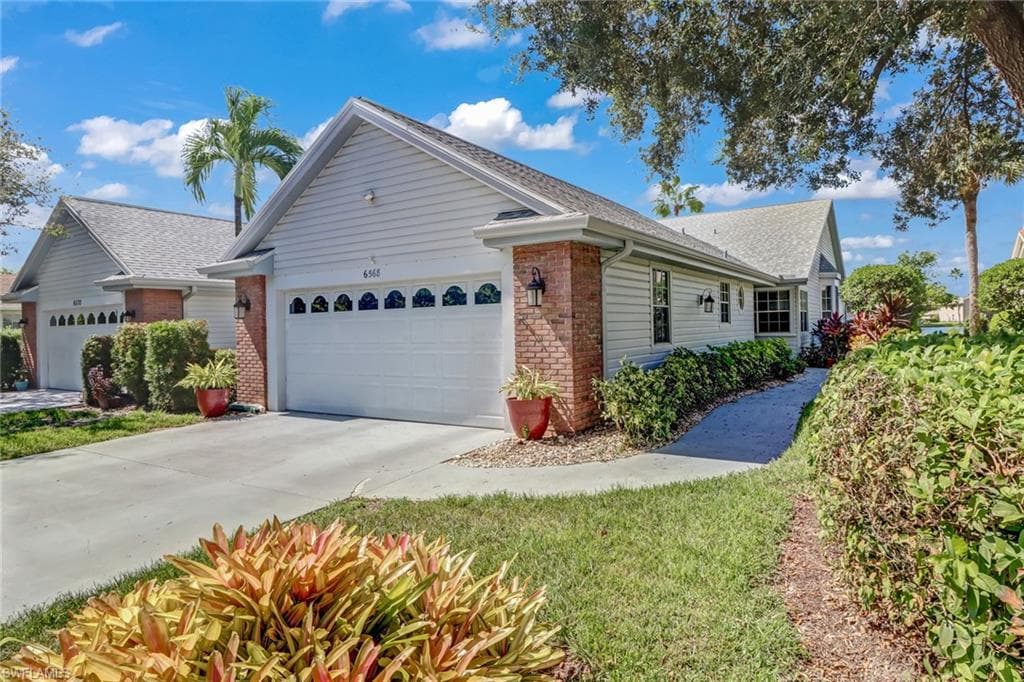 6568 Ilex CIR NAPLES, FL 34109